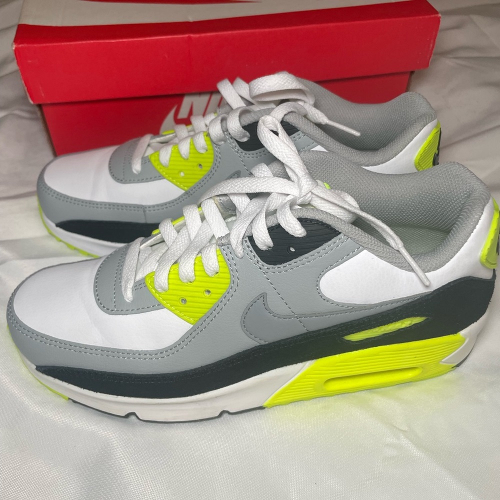 Nike Air Max 90